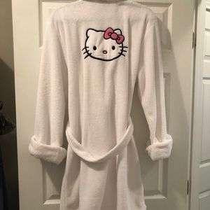 Vintage Hello Kitty bathrobe in white size L